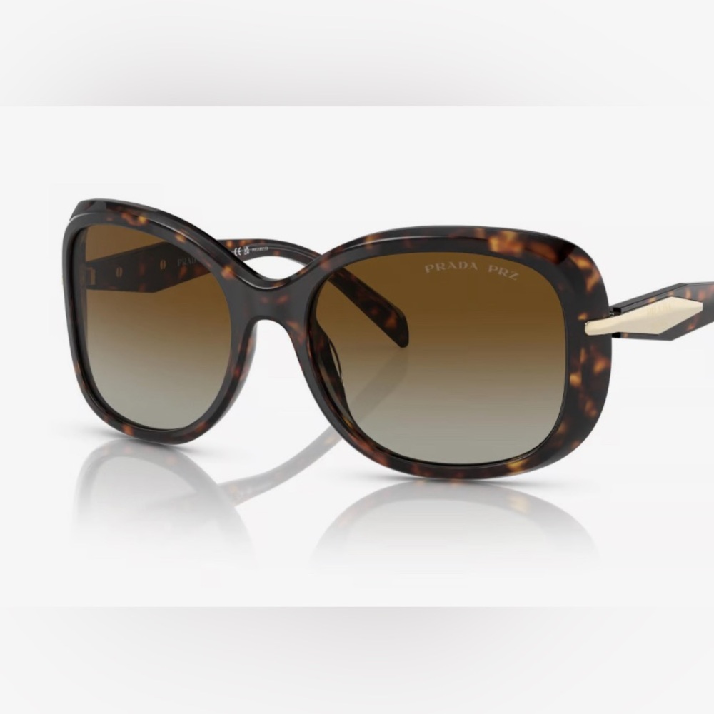 PRADA Sunglasses 
SPR04Z